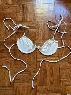 Mare Perpetua August Top- Underwire Bikini Top in Moonstone